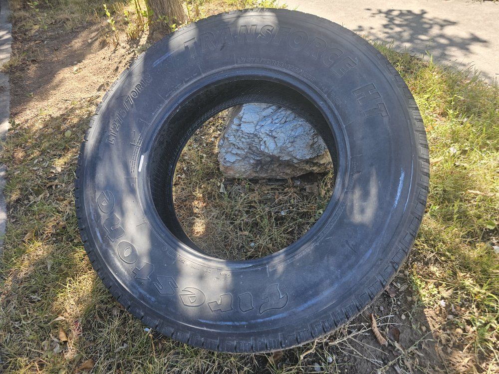 Firestone Transforce HT LT275/70R18 Tire Used