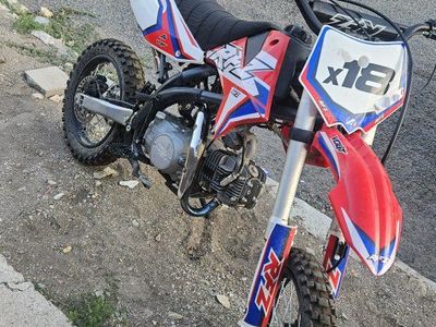 Apollo RFZ x18 Off-Road Dirt Bike - Red/White/Blue