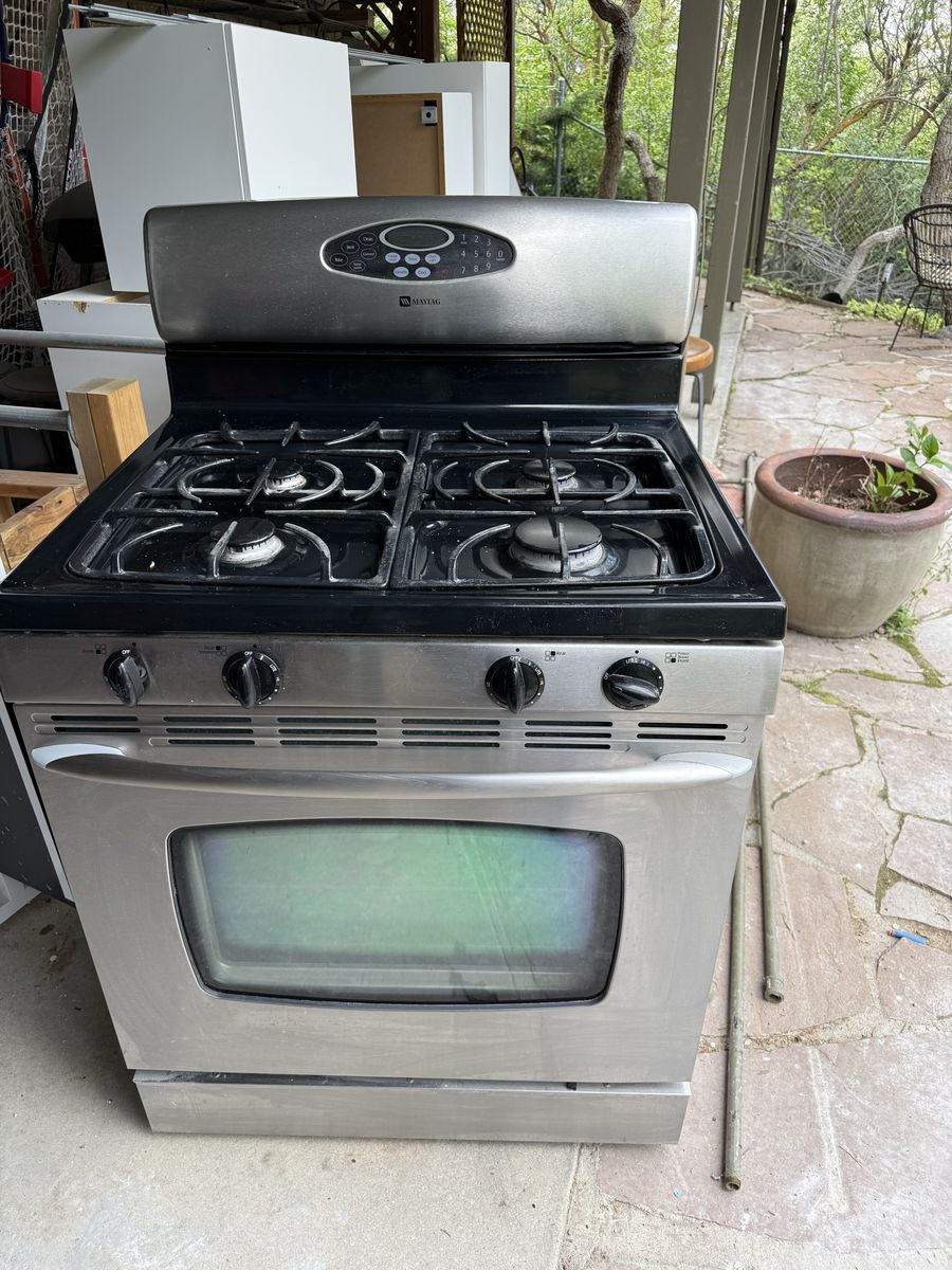 Maytag 30" Freestanding Range