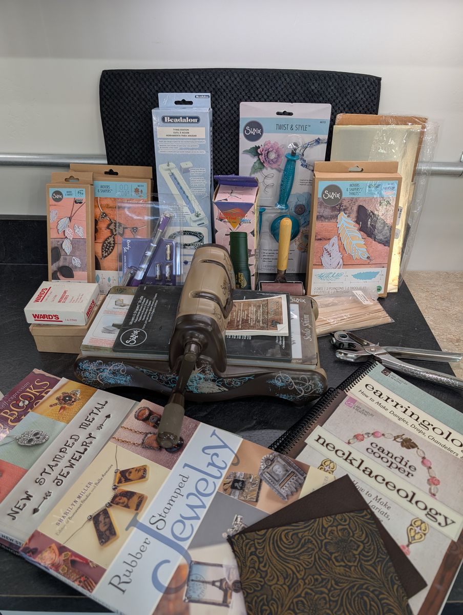 Jewelry, Crafting, Scrap Booking Supplies & Books