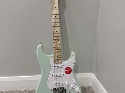 Squier by Fender Stratocaster Electric Guitar - Surf Green