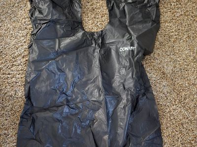 Conair Disposable Hair Processing Capes, Black, New Sealed
