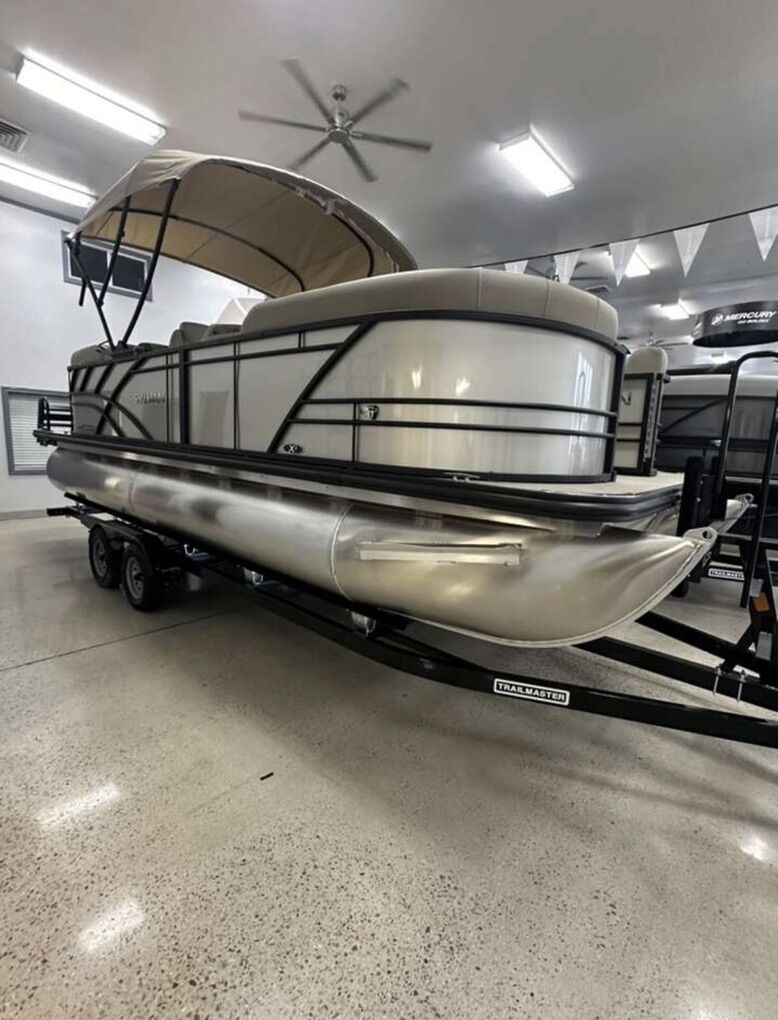 2025 Sylvan Mirage X3 pontoon for rent Lake Powell