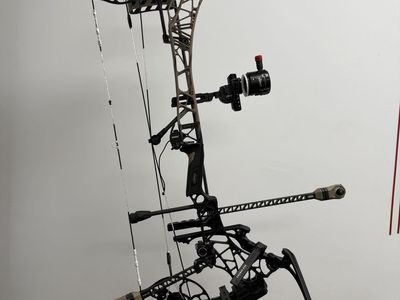 Matthews Lift X Left Hand Bow