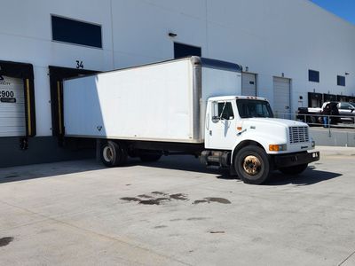 2000 International 4900