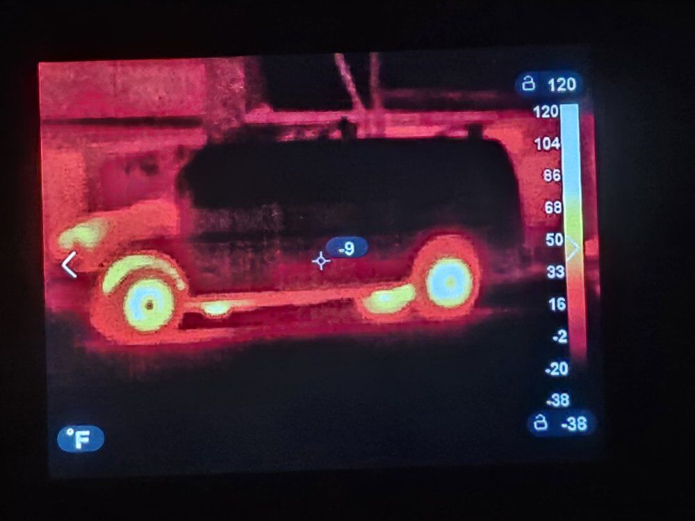 Seek Thermal SQ-AAA Battery Powered Handheld Therm