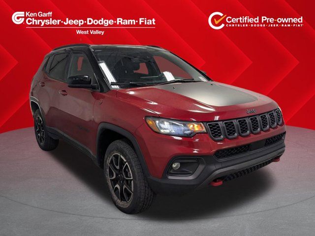 2025 Jeep Compass Trailhawk
