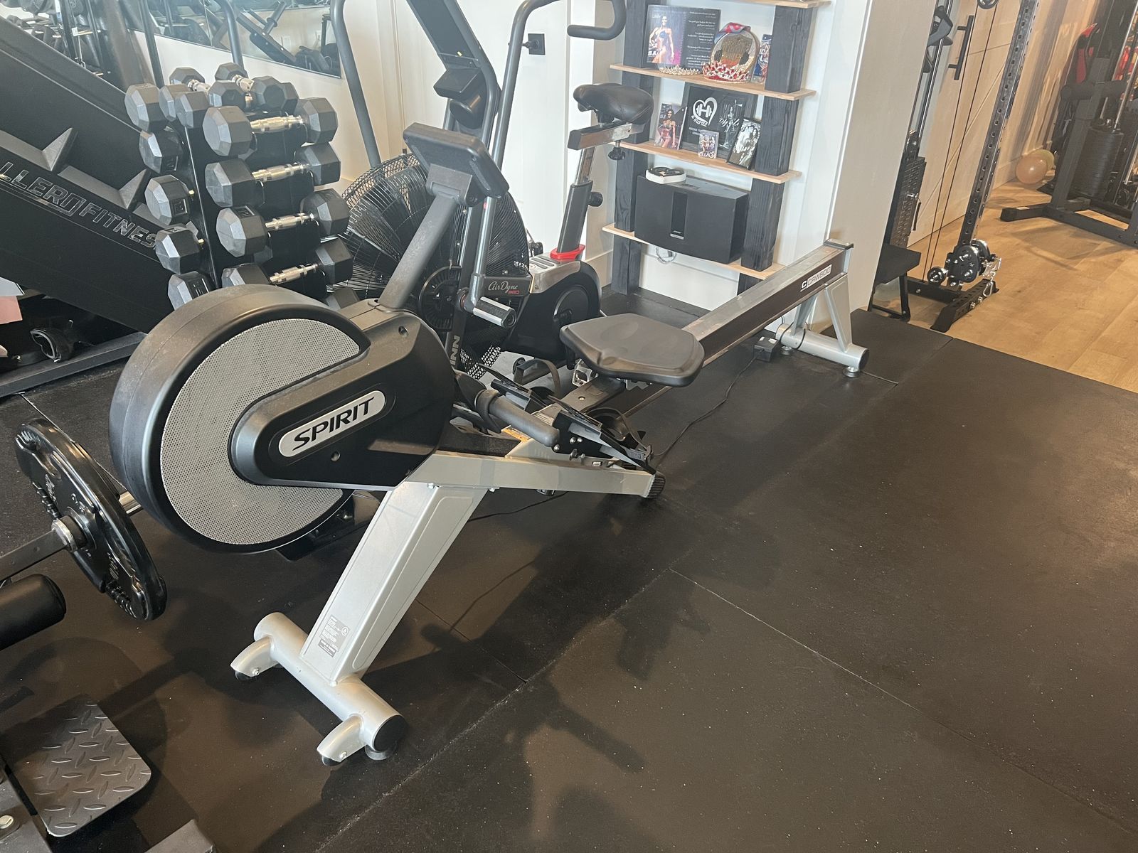 Spirit CRW800 Commercial Rowing Machine