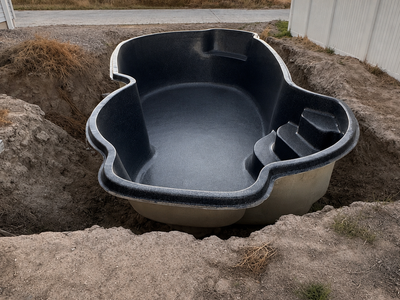 Latham Freeport Fiberglass Pool Shell 12x25 — Never Filled, On Trailer