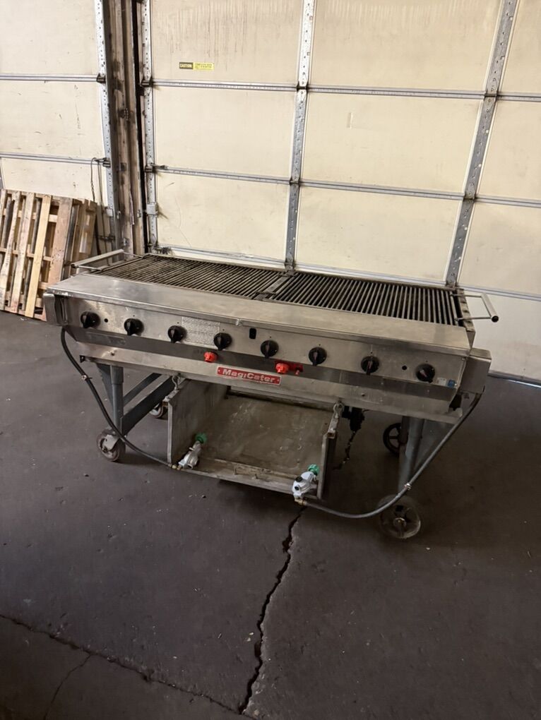 Used Commercial Magi Cater Propane gas BBQ Broiler, electronic ignition with wheels2 in stocks