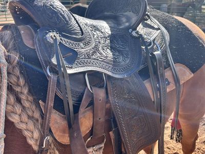 15in roping saddle