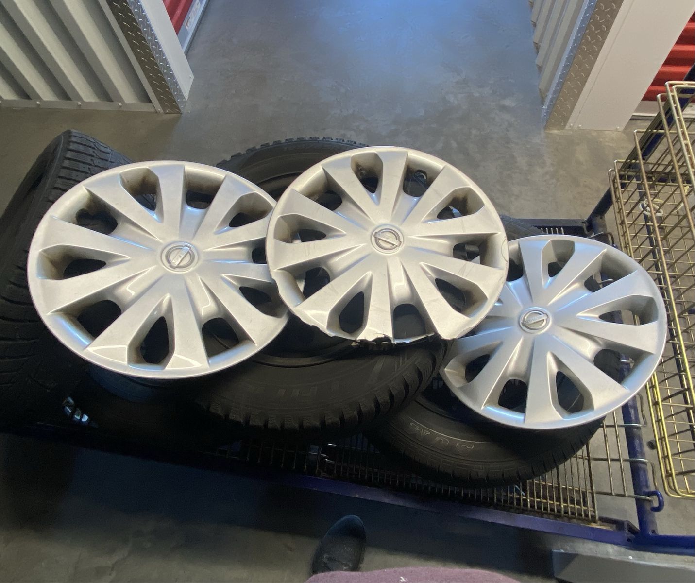 Nissan versa wheels with tires