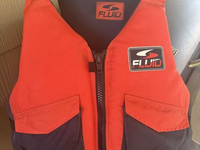 Fluid Adult Small/Medium Type III PFD Life Jacket Vest