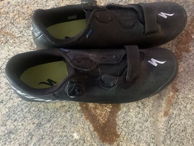 Specialized Recon 2.0 Boa size 42 bike shoes