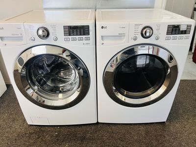 LG Washer And Dryer Set