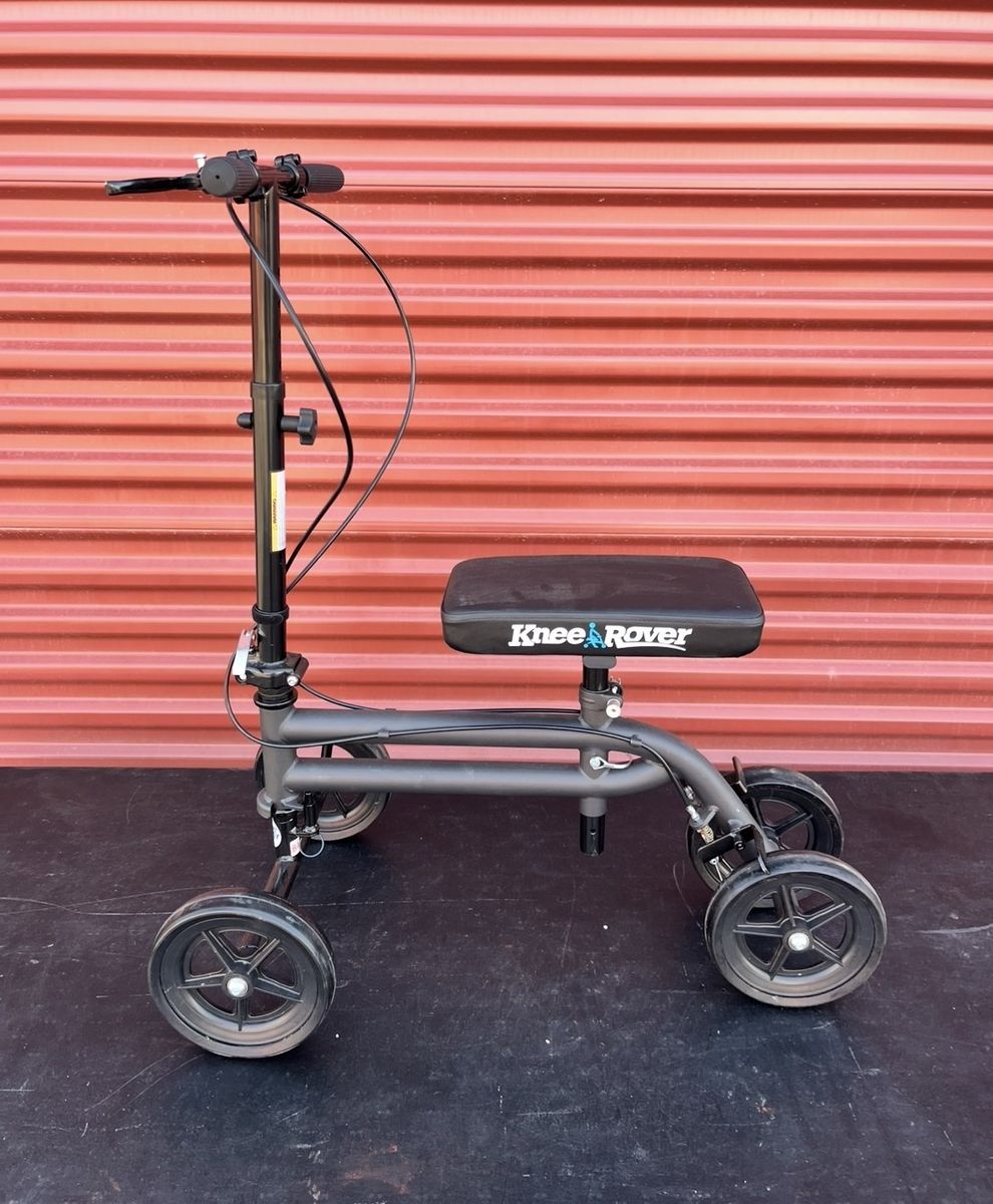 Gently Used Post Surgery Knee Rover Near New