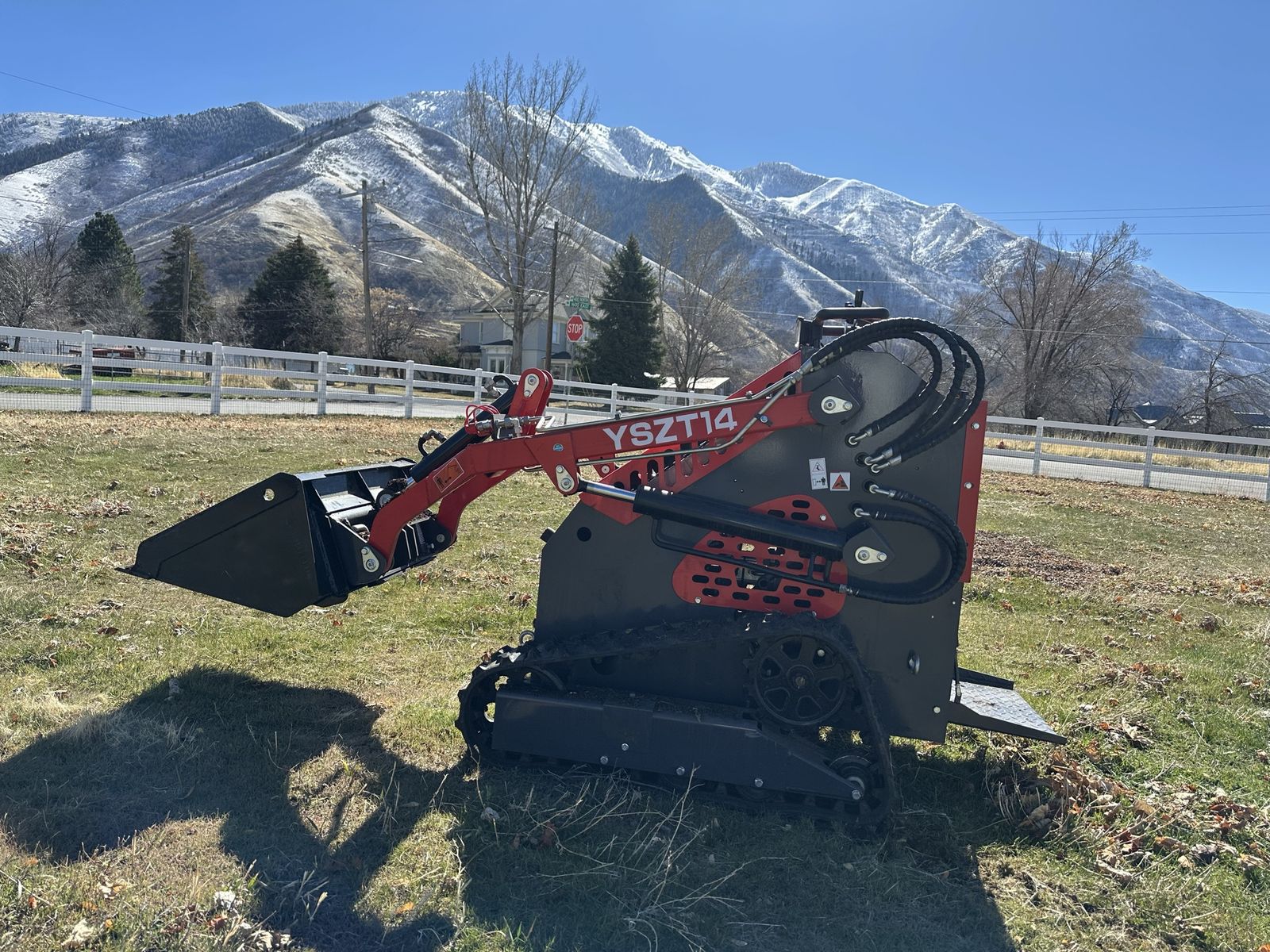 Mini skid steer