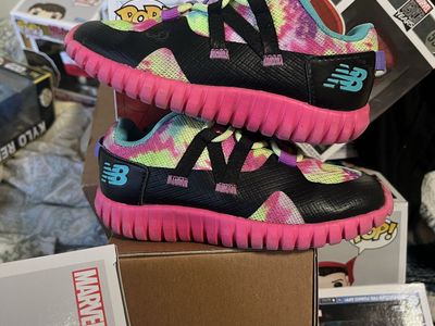 New Balance Kids' Tie-Dye FuelCore Reveal v3 Running Shoes - Black/Pink, Size 12.5C