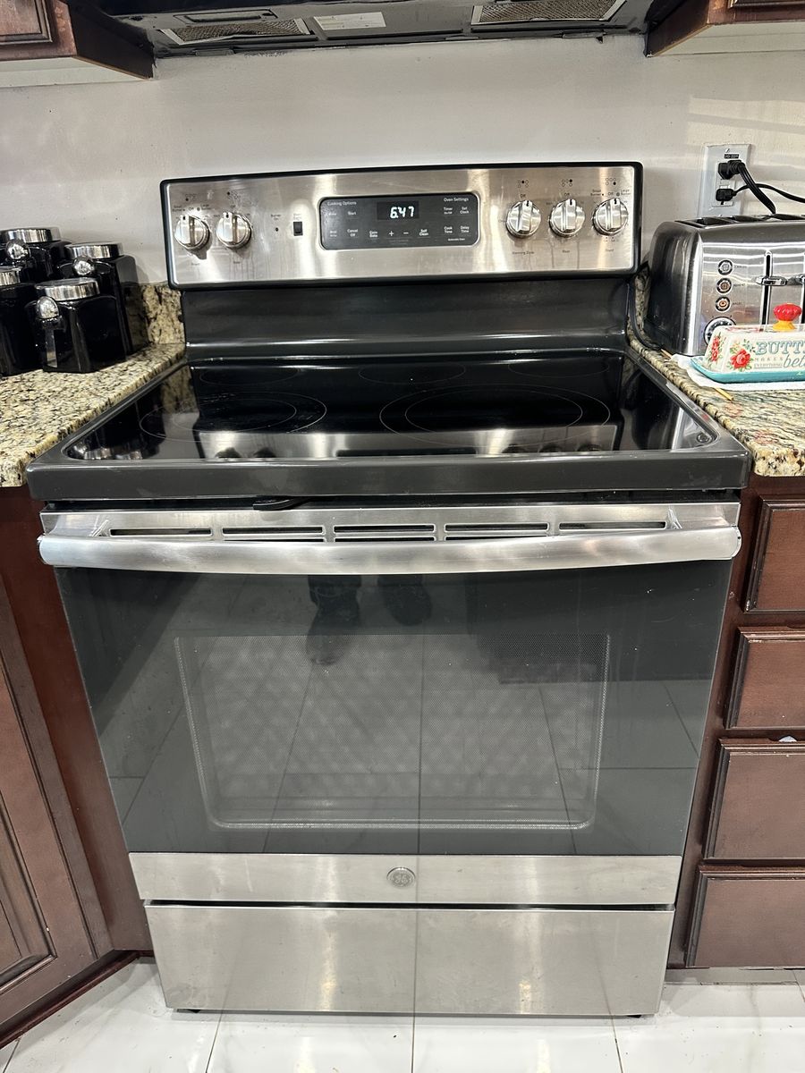 General Electric Stove