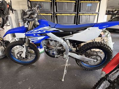 Mint like new 2019 wr 450 low hrs!