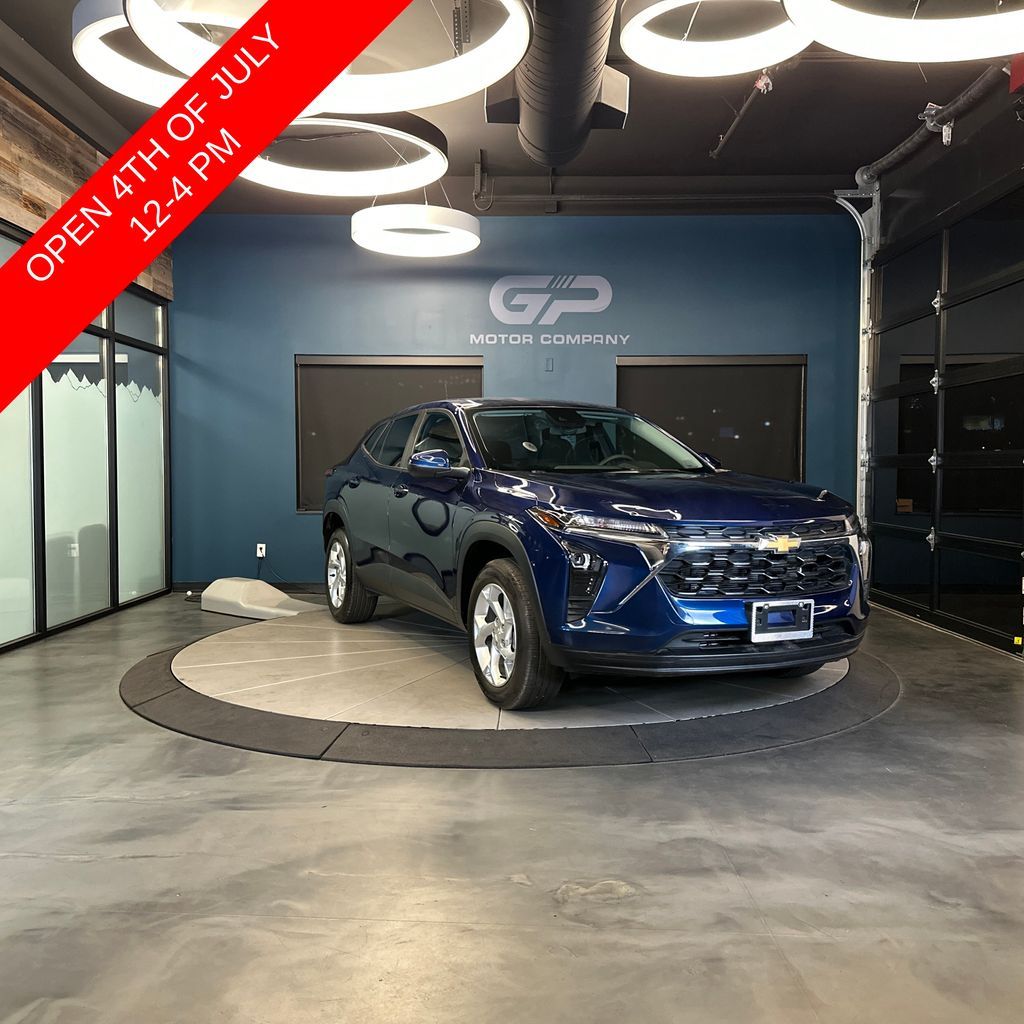 2024 Chevrolet Trax LS