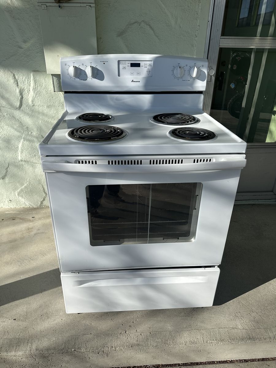 Amana Electric Range