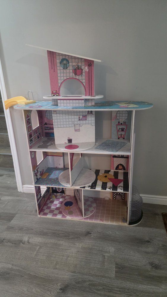 L.O.L. Surprise! Wooden Dollhouse with 85+ Surprises & Furniture - 3 Story