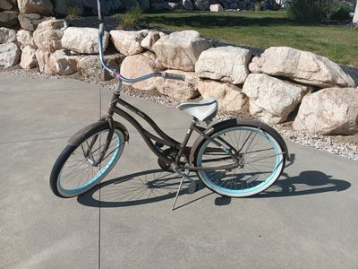 Raleigh Retro 26" Beach Cruiser