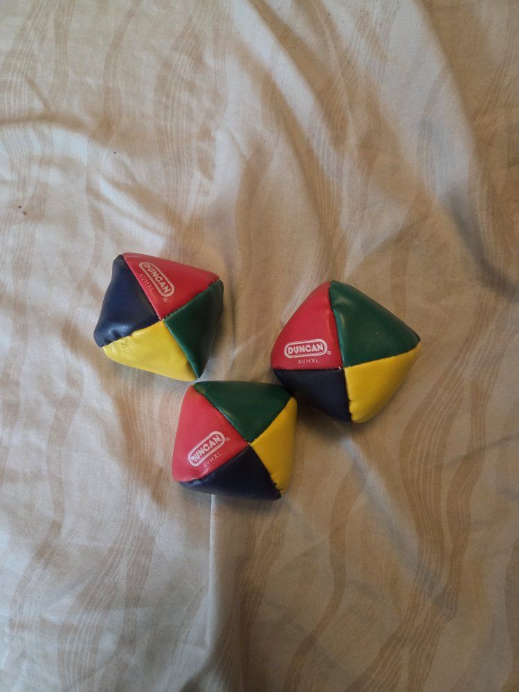Duncan Juggling Balls