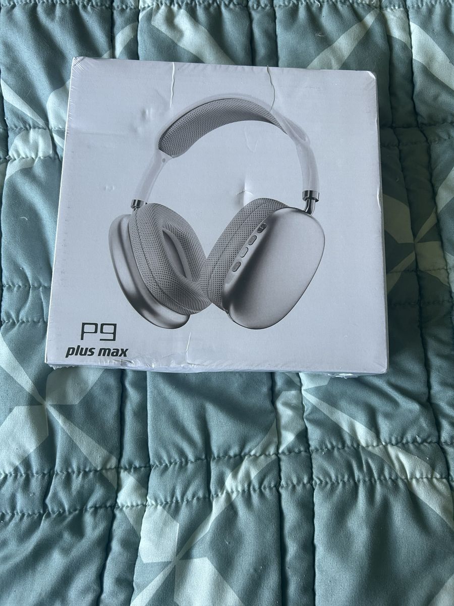 Over the ear bluetooth noise canceling headphones
