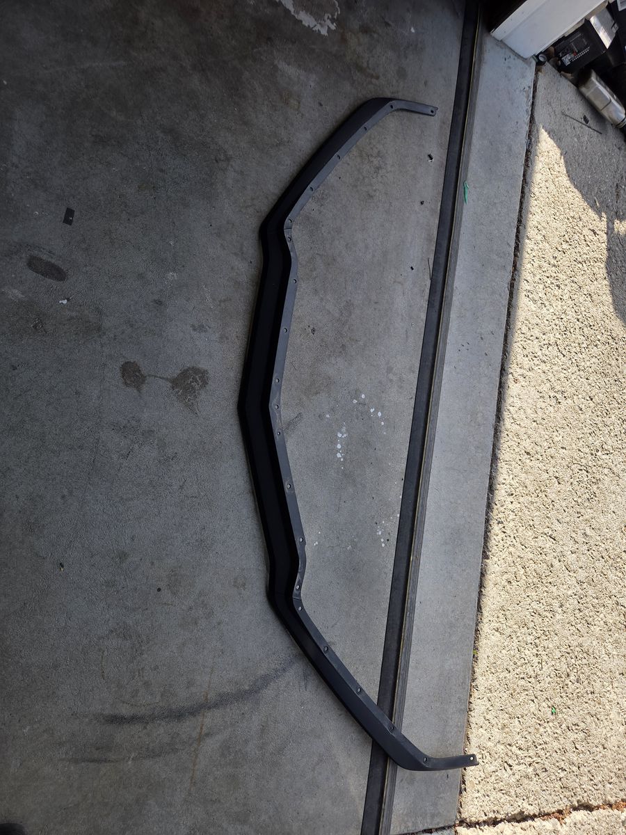 2 c8 corvette front splitters