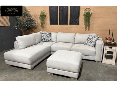DREYDEN SECTIONAL WE OFFER DELIVERY