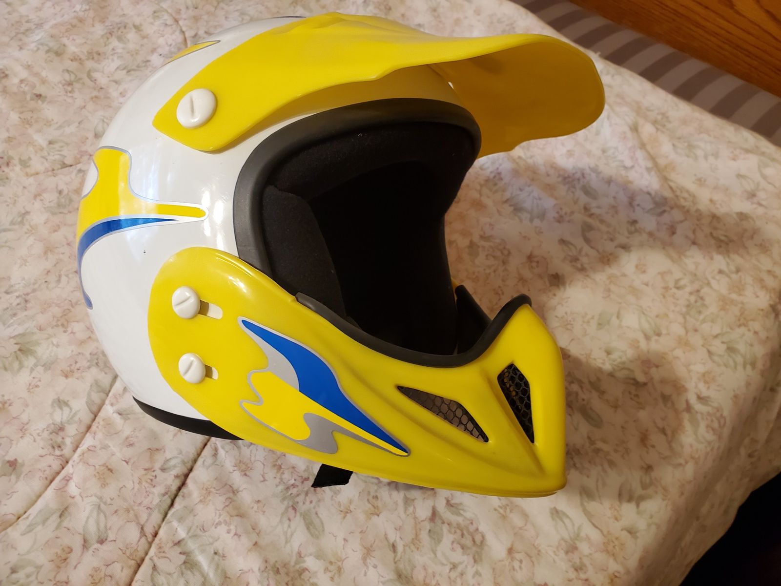 THH motorcycle helmet