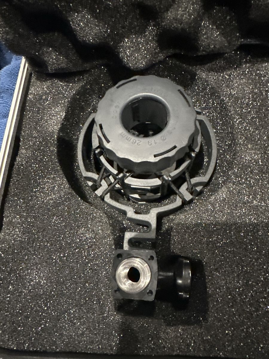 Main image 2