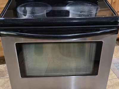 Frigidaire Stainless Steel Electric Range with Glass Cooktop and Oven