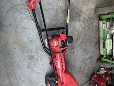 Atom Model 601 Golf Bunker & Lawn Edger Gas Lawn Equipment