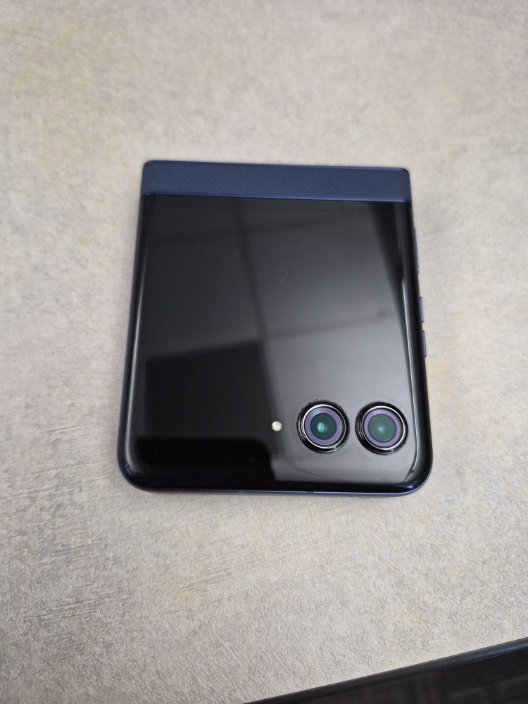 Motorola Razr 2025