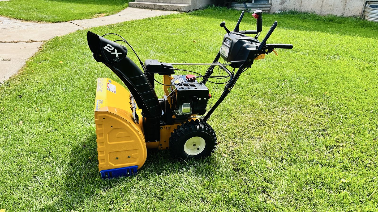 Cub Cadet 2X 524 SWE Two-Stage Gas Snow Blower