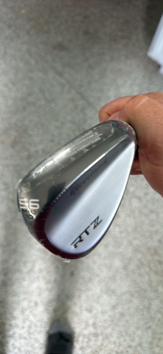 Cleveland RTZ 56 Degree Mid Wedge new
