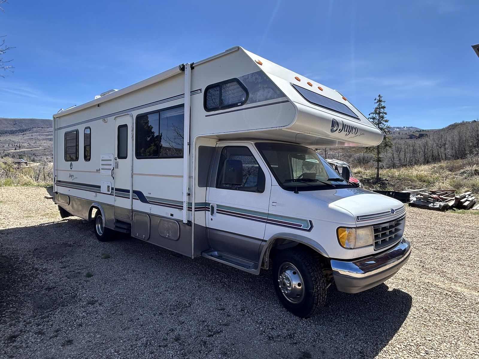 1996 Jayco 2830 IB Class-C