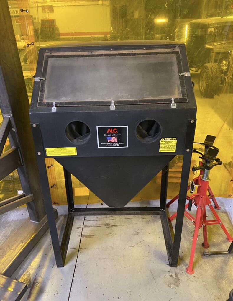 ALC Abrasive Cabinet Sand Blaster