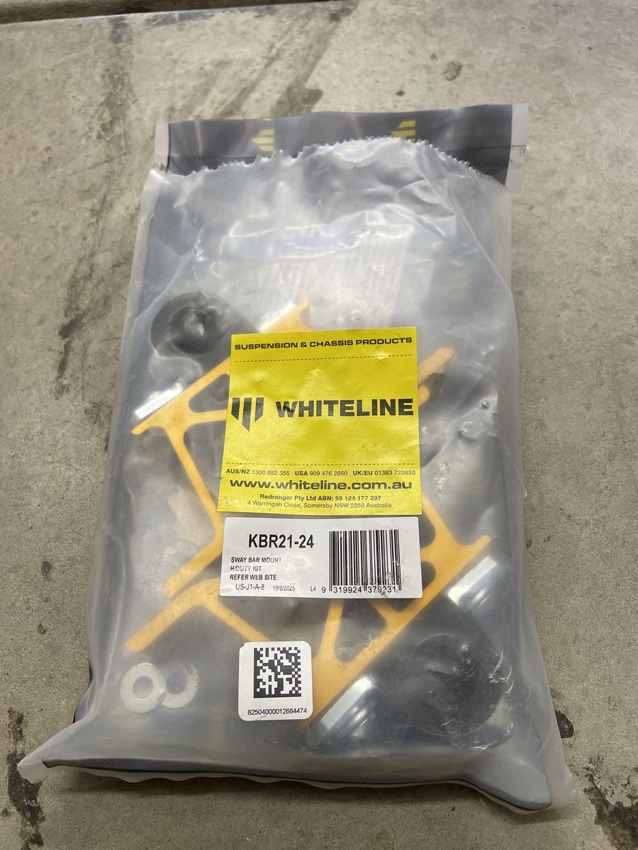 02-07 subaru wrx / sti whiteline 24mm sway bar mounts