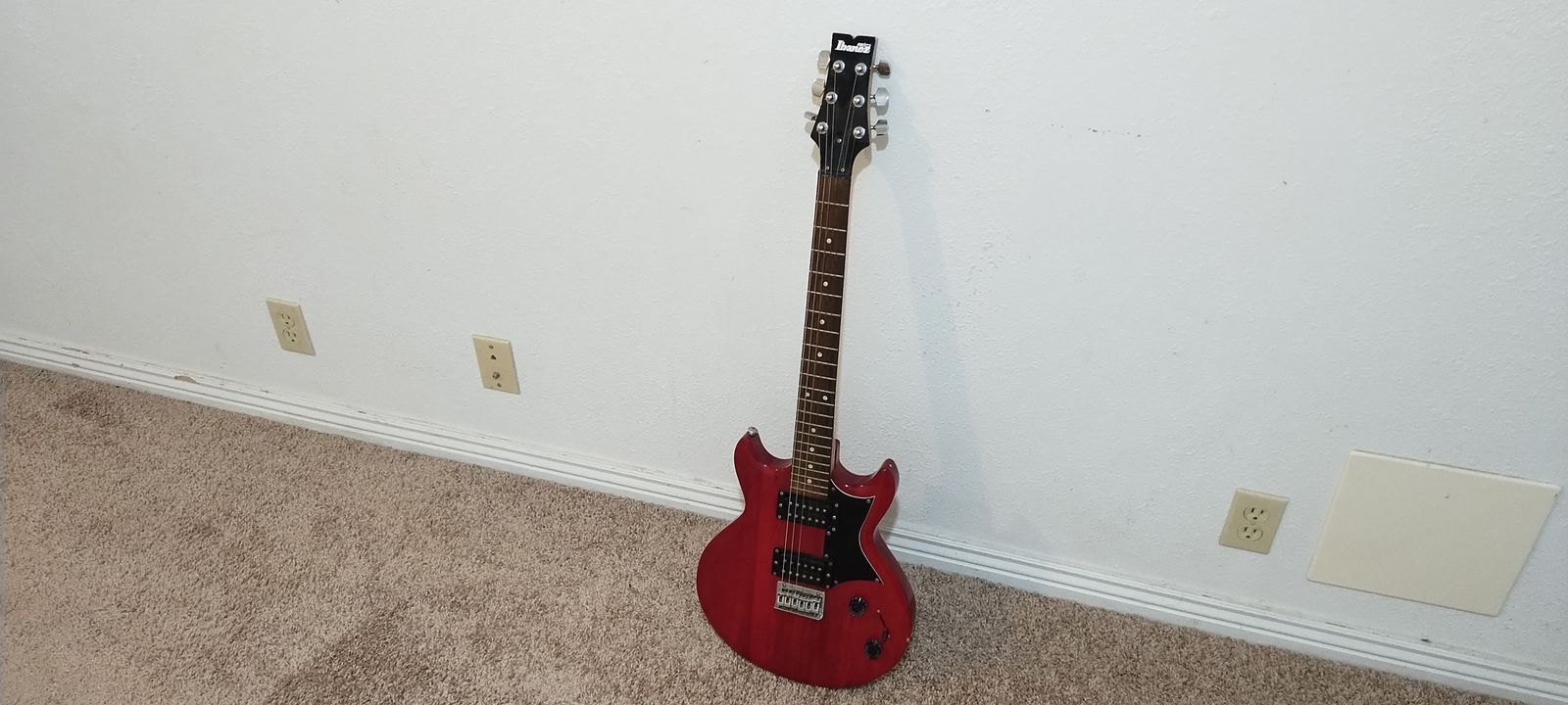 Ibanez GIO - Electric Guitar