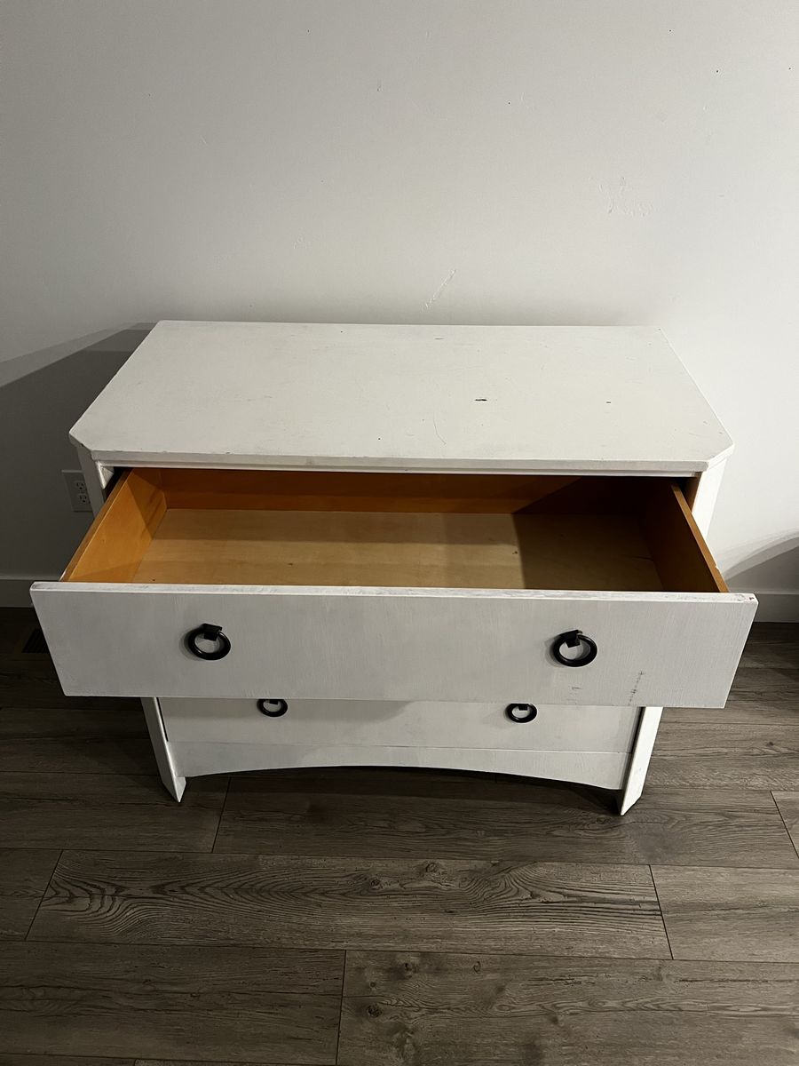 Main image 4