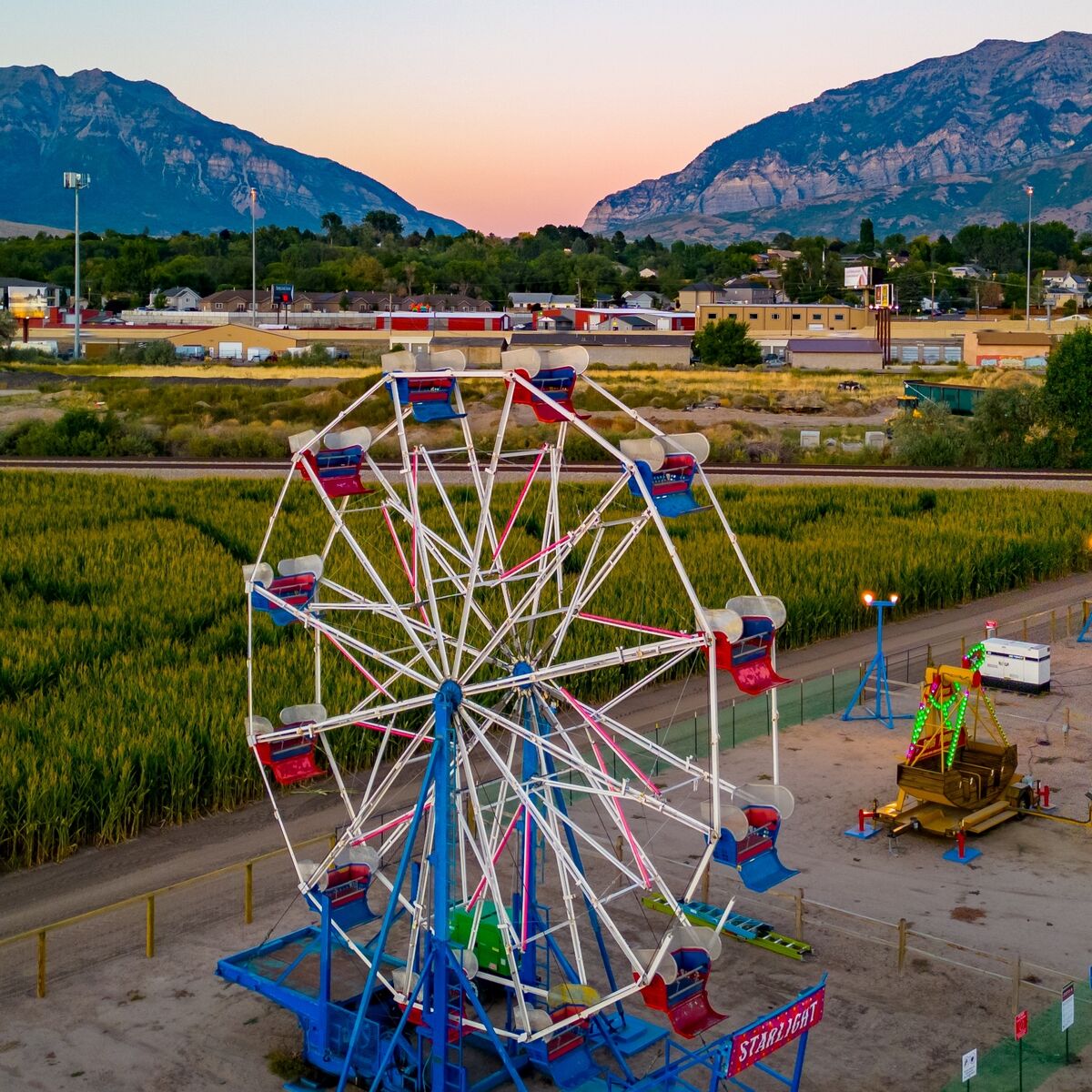 Eli Bridge HY-5 Ferris Wheel