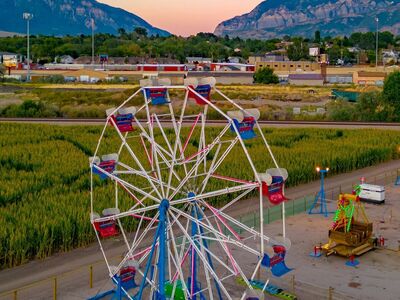 Eli Bridge HY-5 Ferris Wheel