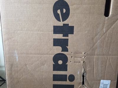 BRAND NEW IN BOX trailer hitch