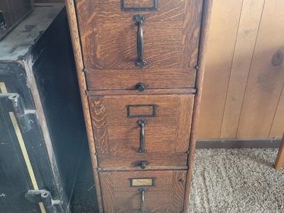 Antique Globe Wernicke 4-Drawer Wood Filing Cabinet - Oak Office Furniture Storage