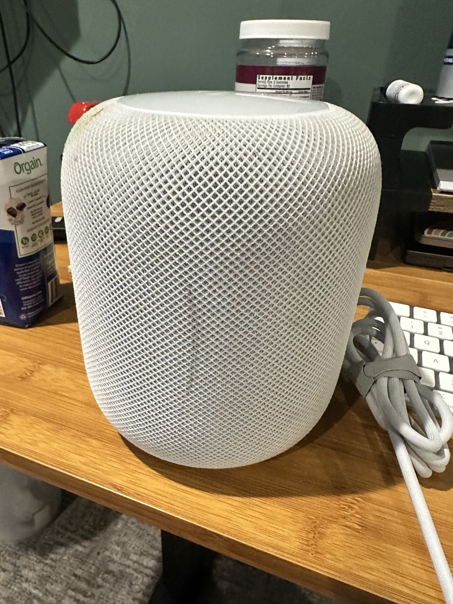 Broken Apple HomePod