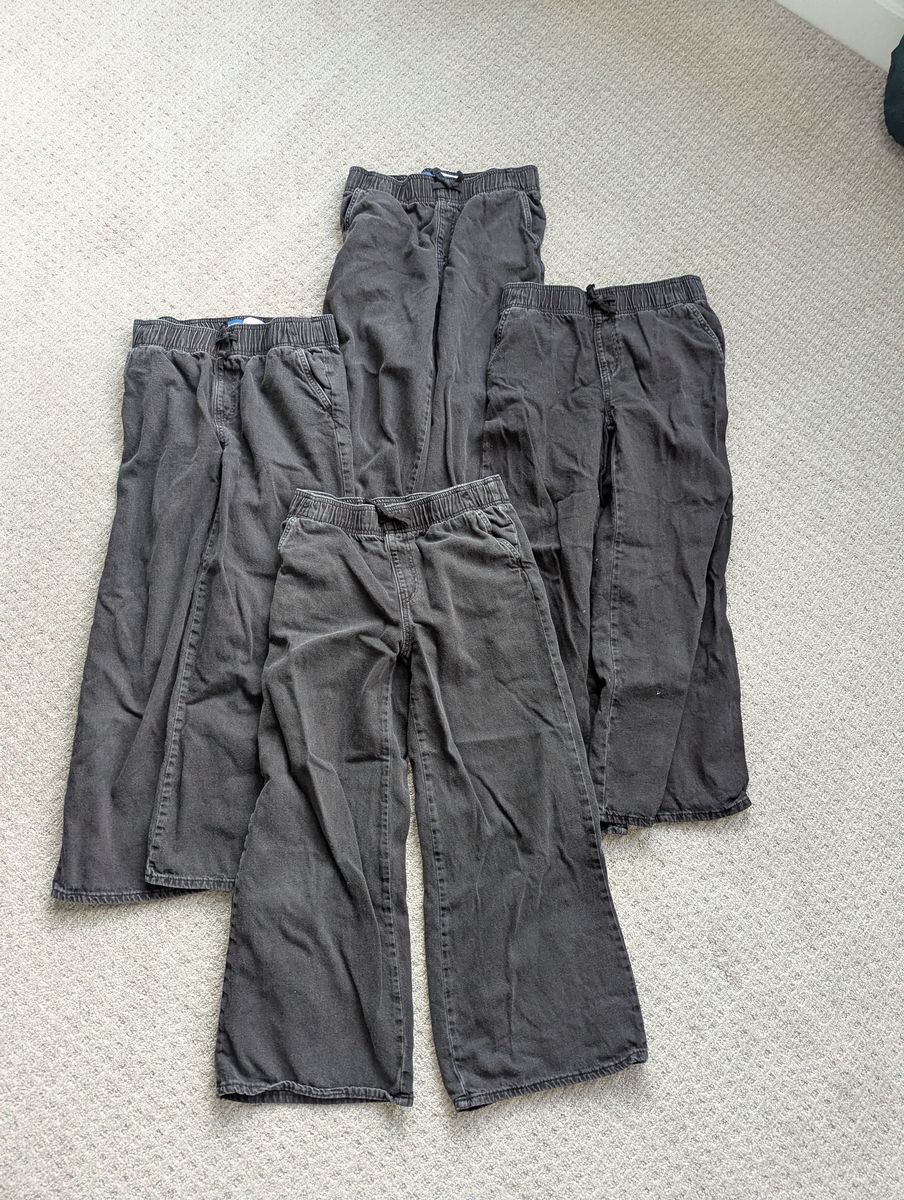 Old Navy girls high-rise baggy black jeans, size XL 14-16